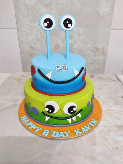 A cute monster cake